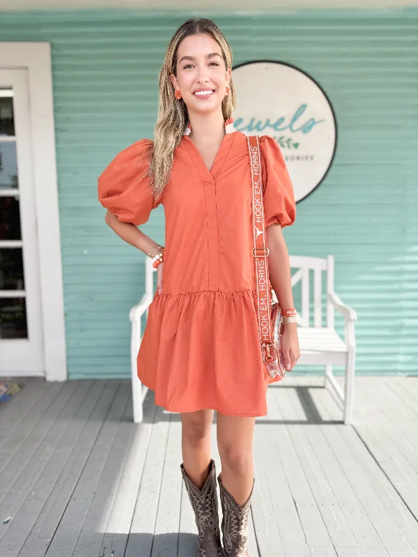 (THML) The Texas Vneck Dress