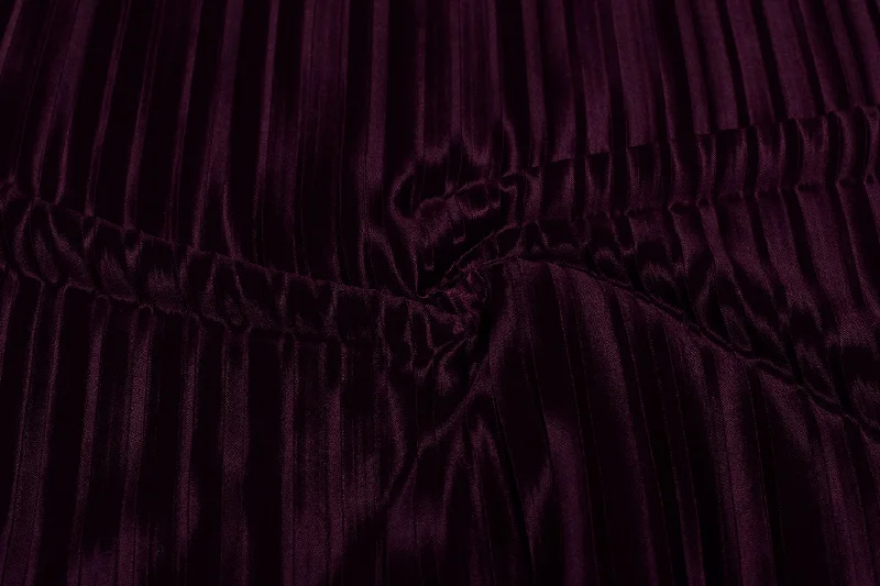 Wine Plain Pleated Knit Fabric