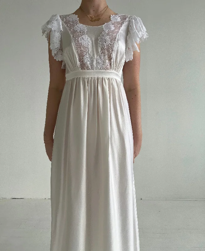 1960's White Dress with White Leaf Lace Ruffle