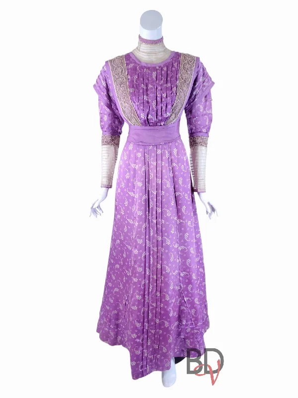 Edwardian Antique Silk and Lace Dress in Plum Purple - xs, sm