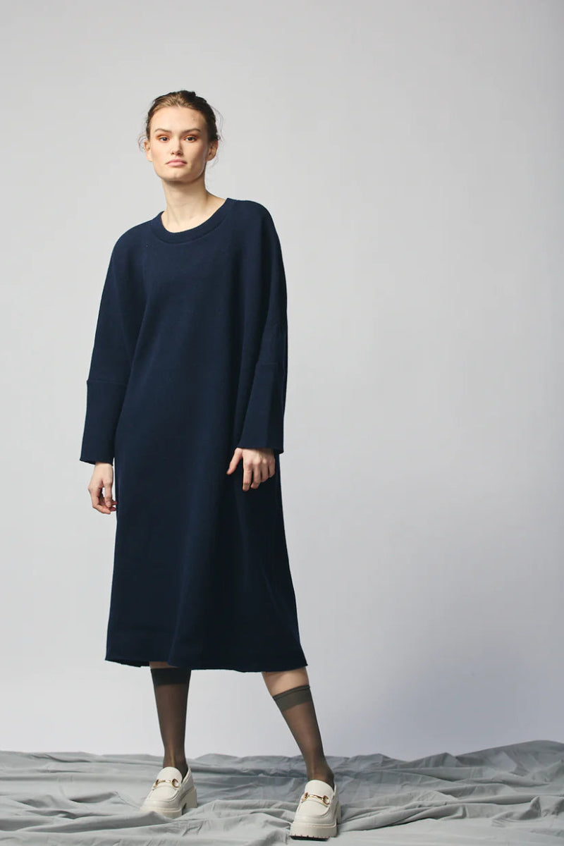 Devlyn van Loon Pullover Sweatshirt Dress (Navy Wool)